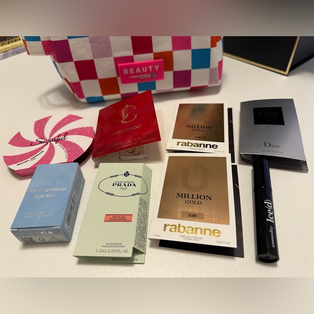 Bundle of perfume samples and pouch! Prada, Dior, and more!
